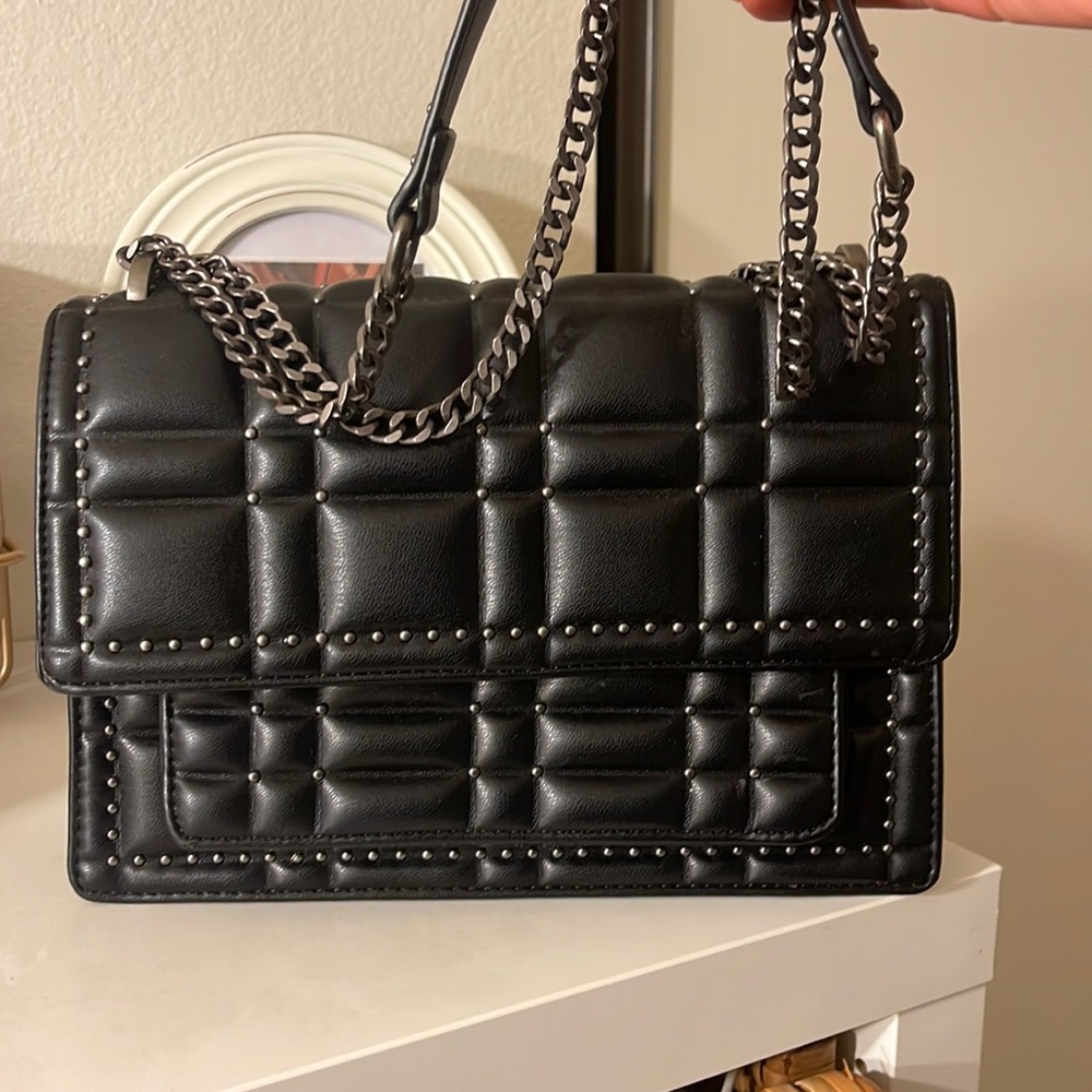 Studded chain faux leather bag 🖤 ZARA